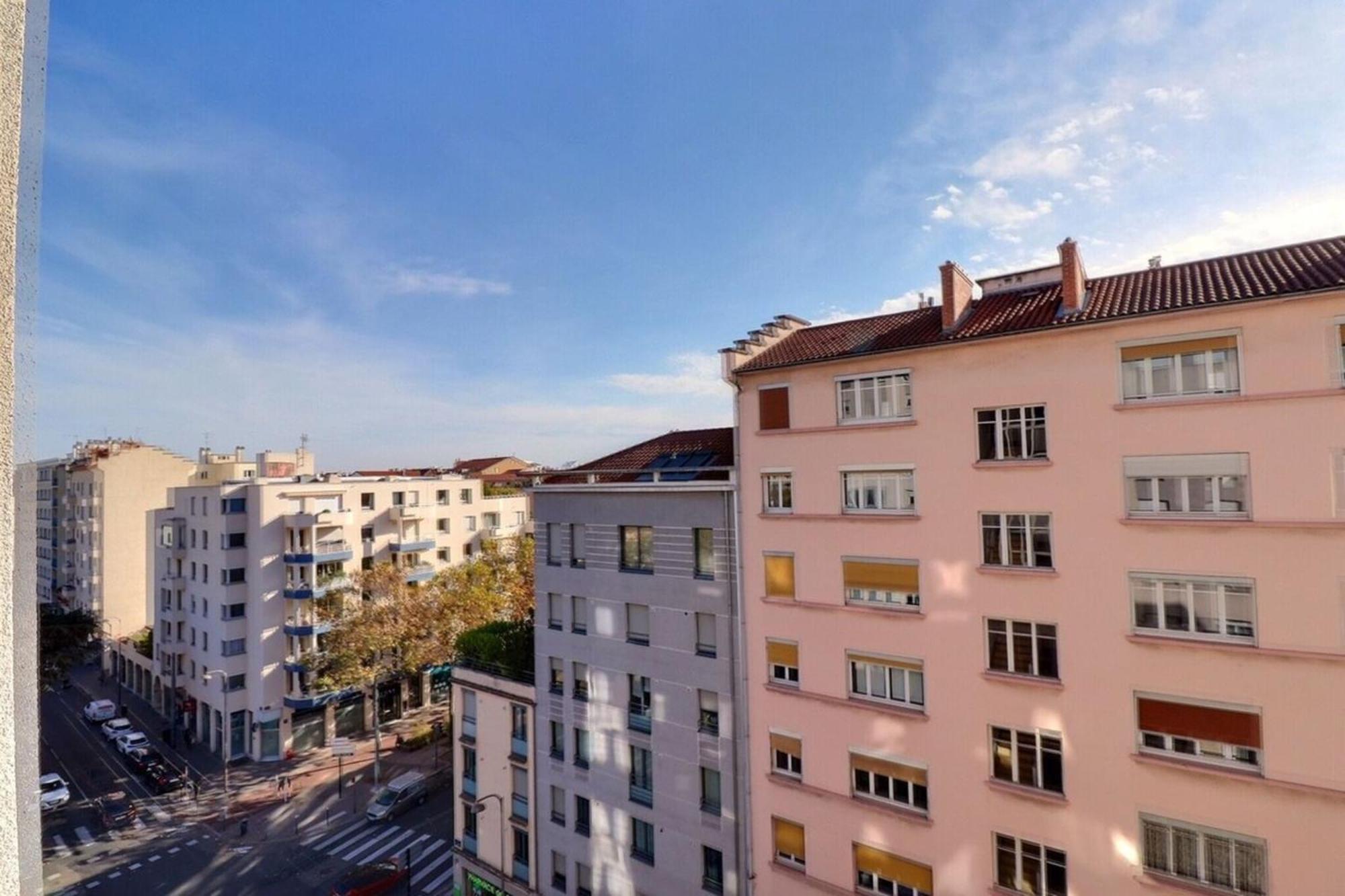 La Douce Parenthese - Studio With Garage - Lyon 4Th Exterior photo